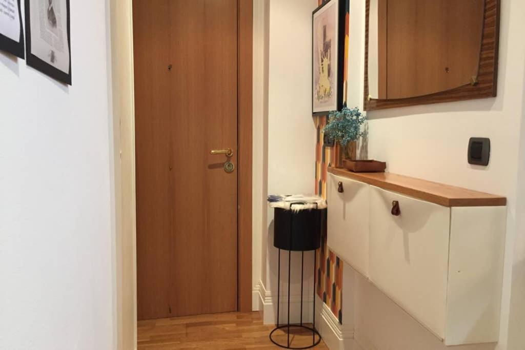 Labarta Estudio En Puerta Del Sol Con Parking Vigo Exterior foto