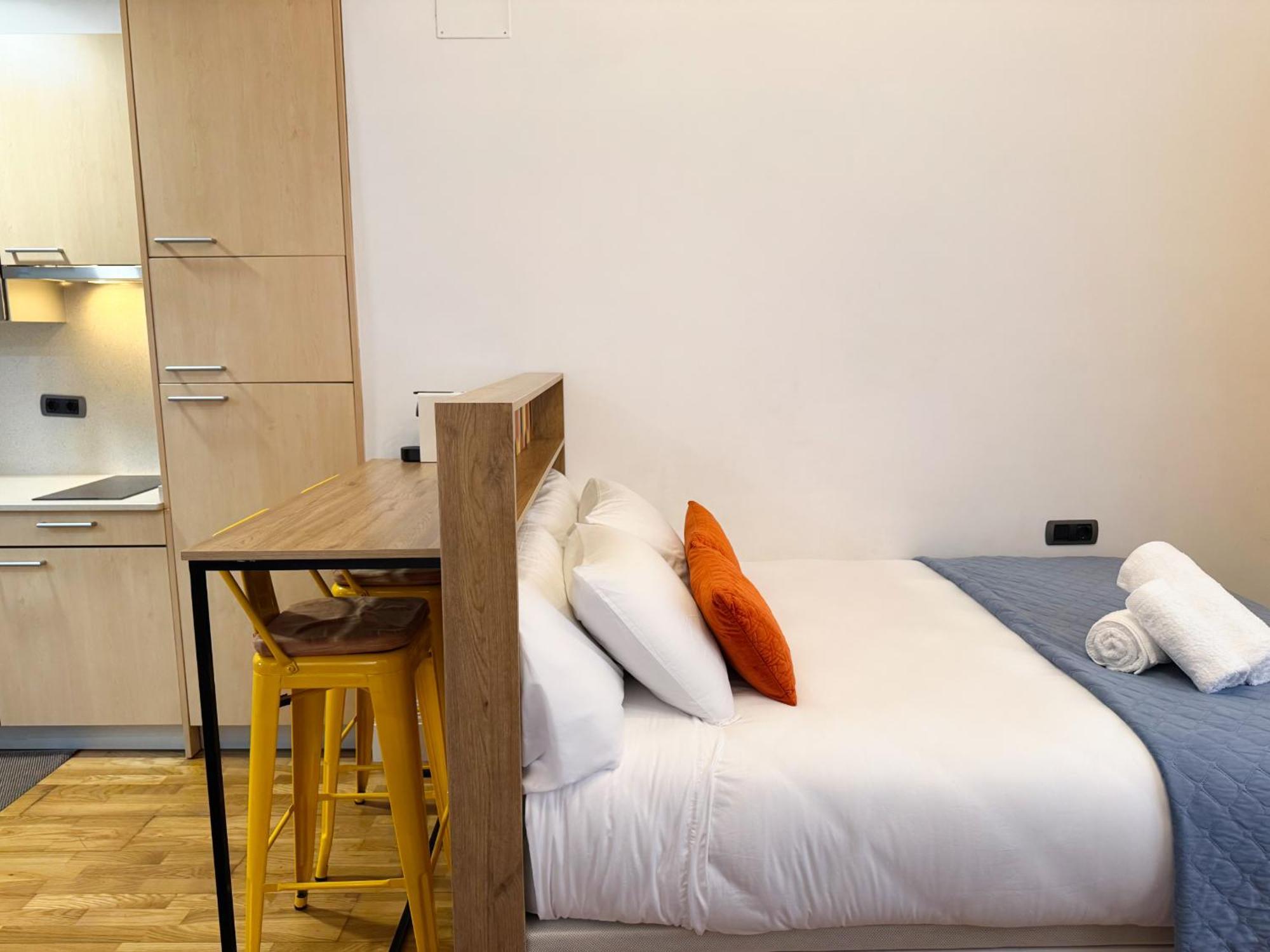 Labarta Estudio En Puerta Del Sol Con Parking Vigo Exterior foto